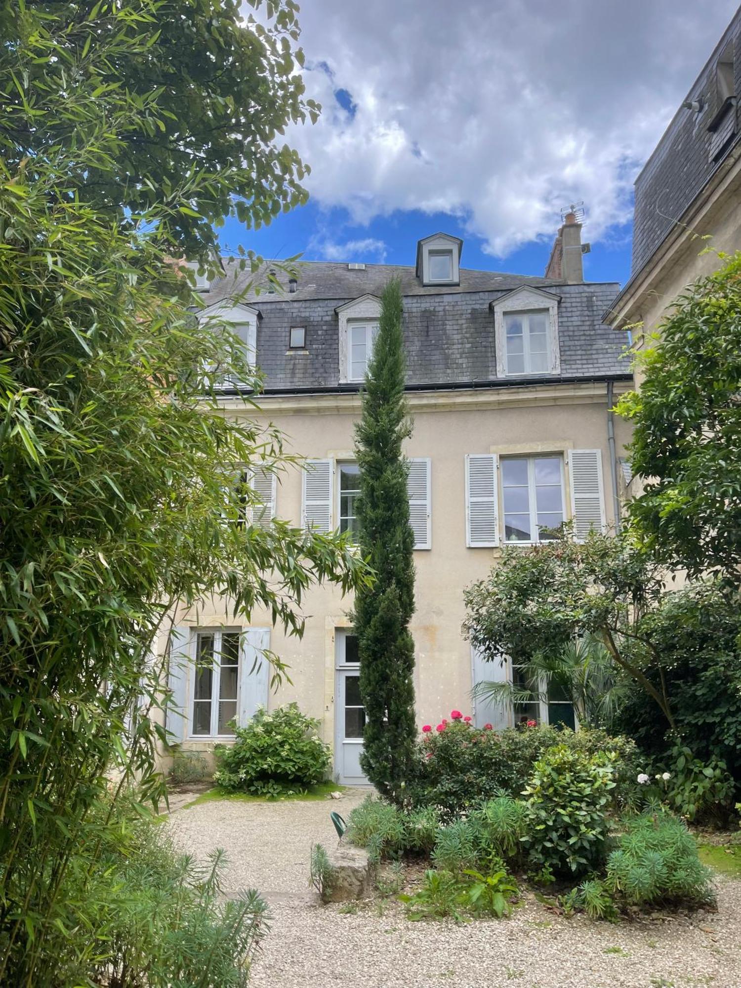 Chambres D'Hote - Maison Des Ecrivains - 50 M De La Cathedrale Et Place Des Jacobins Le Mans Dış mekan fotoğraf